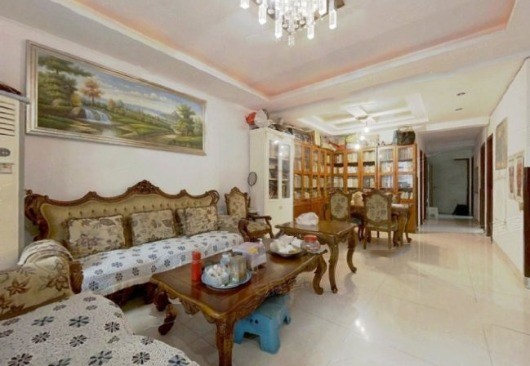 康河麗景三期3室2廳2衛全明格局（降價10萬）客廳采光無遮擋 中間樓